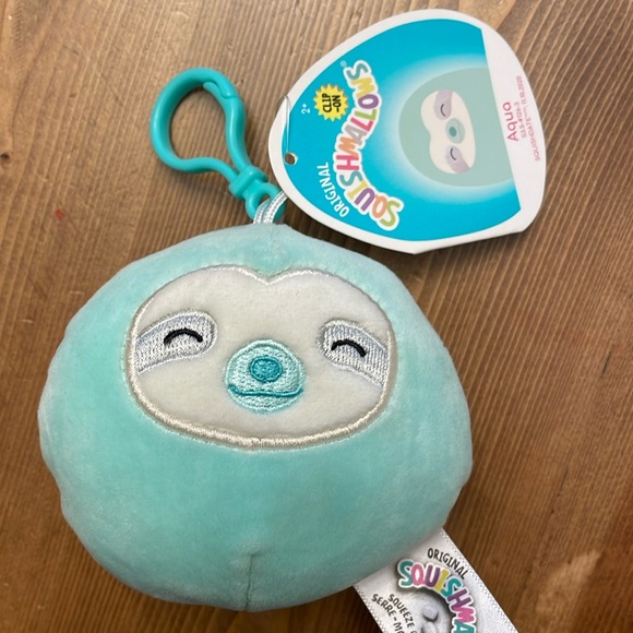 Squishmallows Clip Aqua Sloth Clip - Picture 1 of 3